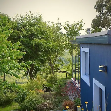 아파트 The Baahouse